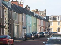 Kirkcudbright painted houses.jpg