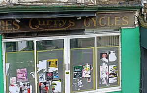 Old Currys sign