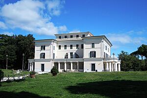 Roma Villa Torlonia - Casino nobile 1