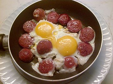 Sucuk with eggs