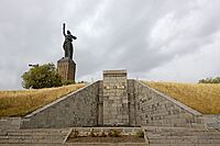 -2024 08 Мать-Армения, Гюмри