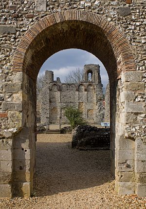1095511-Wolvesey Castle (3)
