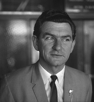 Bob Hawke elected President of the ACTU, Paddington Town Hall, Sydney, 10 September 1969 - Uwe Kuessner, Australian Photographic Agency (5757040416)