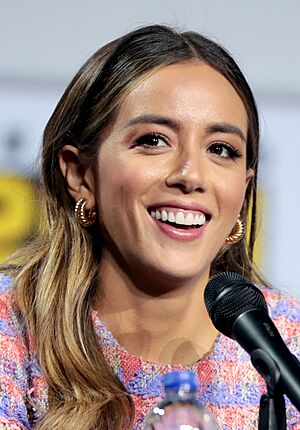 Chloe Bennet (48379301637) (cropped).jpg