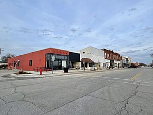 East Block of Front St, El Paso, Illinois, November 2024 05