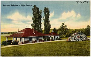 Entrance building of Ohio Caverns (70187)