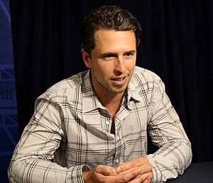 Giants catcher Buster Posey talks to reporters at 2016 All-Star Game availability. (27914587113)