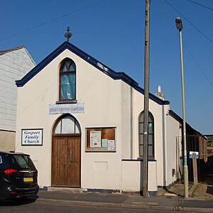 Gosport Family Church (former Baptist and Church of God of Prophecy Church), Grove Road, Hardway, Gosport (April 2019) (3)