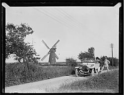 Guston Windmill 1913.jpg