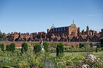 Hampton Court Palace, view from the flower garden Richmond upon Thames 1358067 20230823 0219