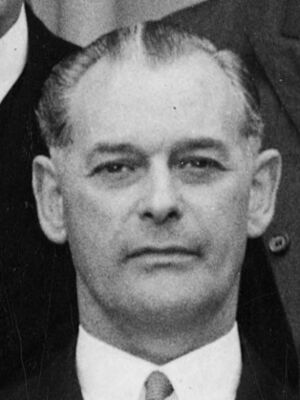 Keith Holyoake 1954 (cropped)