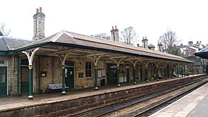 Knaresborough railway station (19th March 2013) 004