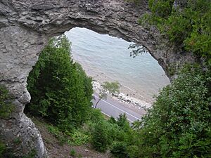 Mackinac Island July 2010 13 (Arch Rock)