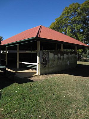 Mutdapilly State School playshed (2014)