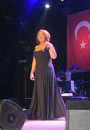 Nazan Öncel Bostancı 2015.jpg