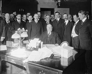 President Taft signing Arizona Statehood Bill