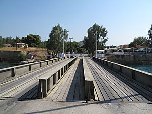 Submerge bridge Corinth