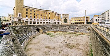 "Berühmt ist Lecce für seine Barockbauwerke". 19