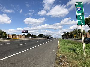 2018-10-03 12 16 14 View west along Interstate 76 (North-South Freeway) at Interstate 295 (Camden Freeway) in Mount Ephraim, Camden County, New Jersey