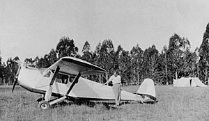 Carpenter Monoplane - Christmas Day 1932 at Quakers Hill with Cliff Carpenter (designer-builder-owner)
