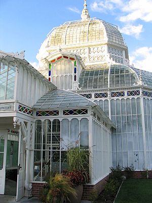 Conservatory of Flowers, San Francisco, front, 2007
