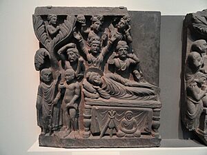 Four Scenes from the Life of the Buddha - Parinirvana - Kushan dynasty, late 2nd to early 3rd century AD, Gandhara, schist - Freer Gallery of Art - DSC05119