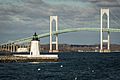 Goat Island Lighthouse in front of Claiborne Pell Newport Bridge (15377925362)