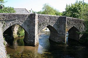 Horrabridge, the medieval bridge - geograph.org.uk - 805962