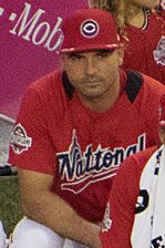 Joey Votto (47664047441) (cropped)
