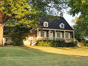 Maison Antoine Ste-Marie in Saint-Lambert