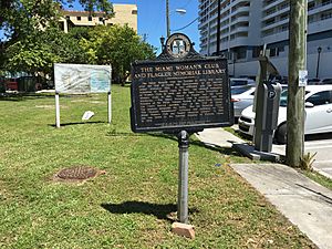 Miami Women's Club historical plaque