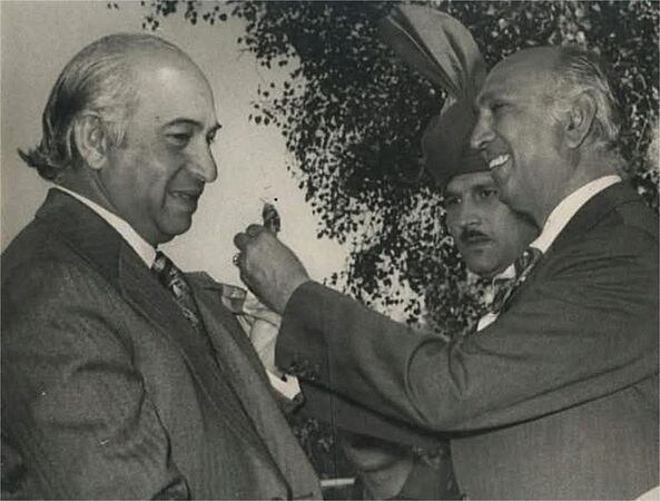 Rana Mohammad Hanif Khan with the Prime Minister of Pakistan