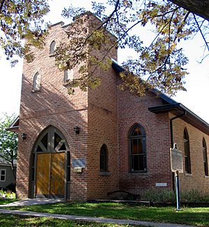 Sandwich First Baptist Church National Historic Site of Canada.jpg