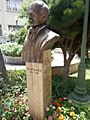 Semmelweis statue