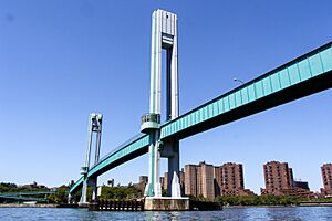 Wards Island Bridge 20070902-jag9889