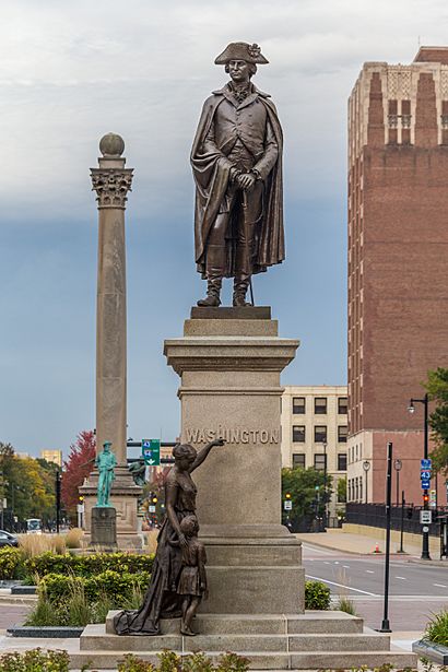 Washington Monument (Milwaukee) after renovation.jpg