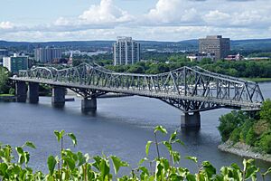Alexandra Bridge2