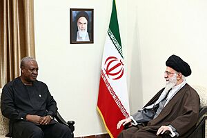 Ali Khamenei receives John Dramani Mahama in his house (5)