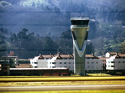 Bilbao Airport ATC (Air Traffic Control) - LEBB