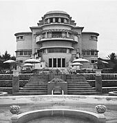 COLLECTIE TROPENMUSEUM Villa Isola aan de Lembangweg bij Bandoeng TMnr 60026636