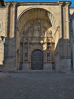 Iglesia de Santa María (Alarcón, Cuenca). Portada meridional