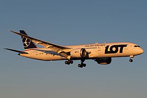 LOT Polish Airlines Boeing 787-9 SP-LPF