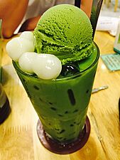 Matcha ice cream shiratama