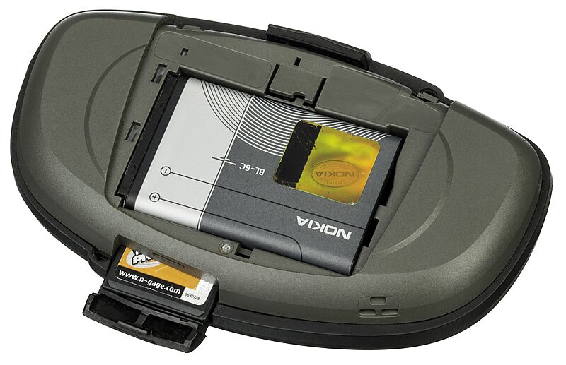 Nokia-NGage-QD-Back-Open-Battery