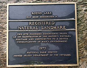 Round-Lake-NNL-plaque