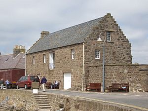 Stonehaven Tolbooth (museum and restaurant) - geograph.org.uk - 1371995