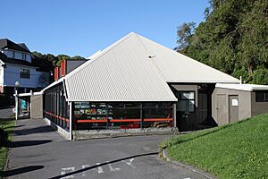 Wadestown Library