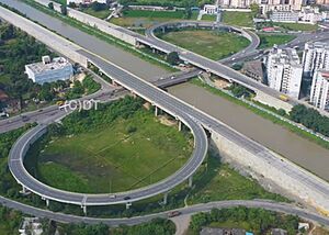 6 lane Cloverleaf Interchange