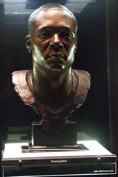 Barry Sanders HOF bust