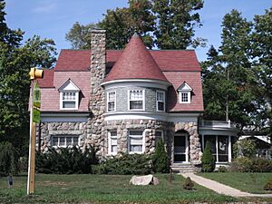 Carroll and Bessie E. Jones House